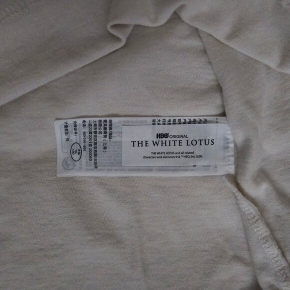 Abercrombie & Fitch Premium The White Lotus Cream Graphic Tee Men's Size Large - Picture 10 of 16